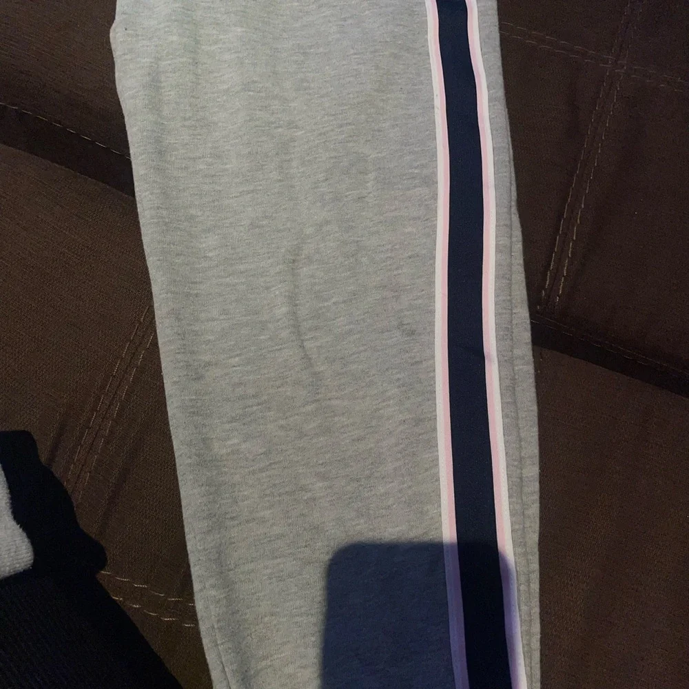 Matching set - Picture 4 of 7